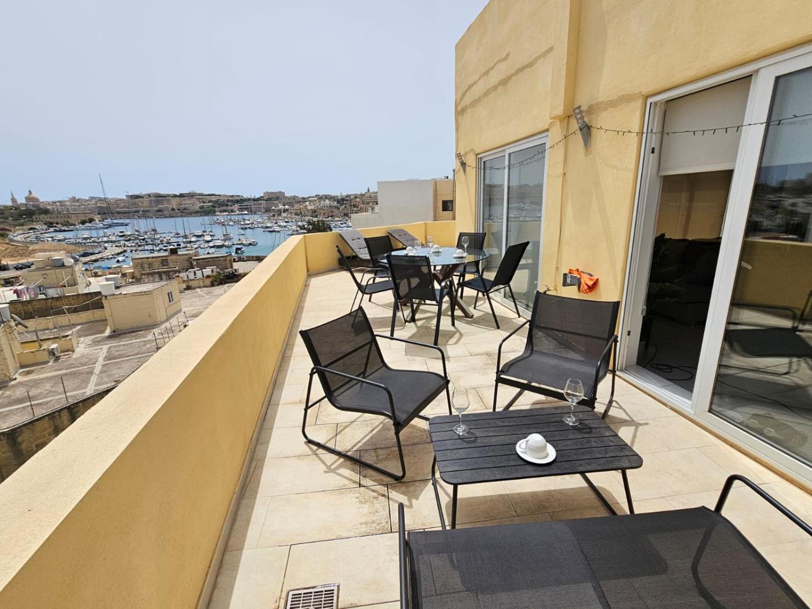 Mive Luxury Sea View Penthouse Apartment Gzira Exterior photo